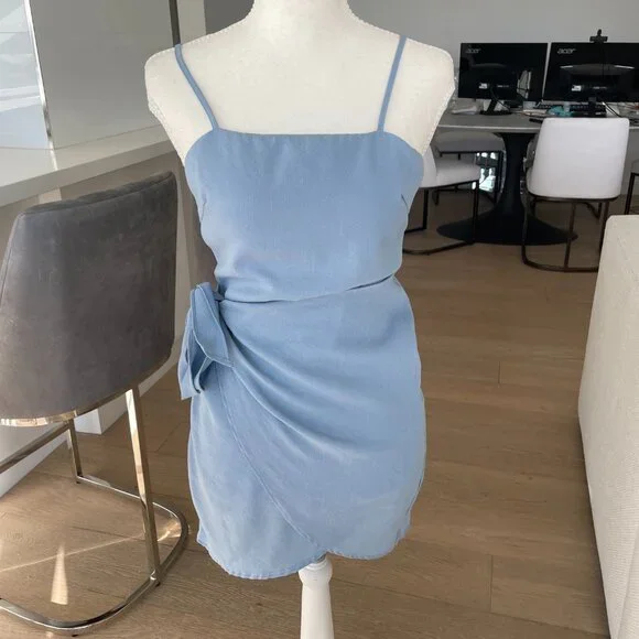 White Fox Blue Tie-Back Mini Dress with Adjustable Straps XS - Picture 1 of 7